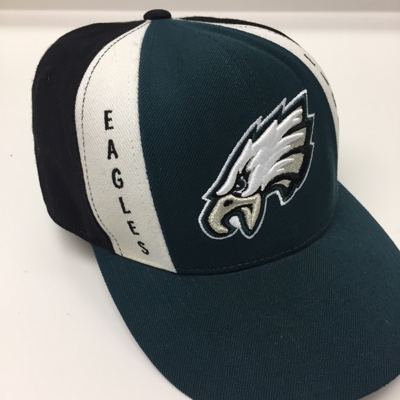 eagles on field hat